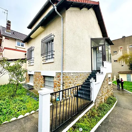 Cozy With Garden Apartment *